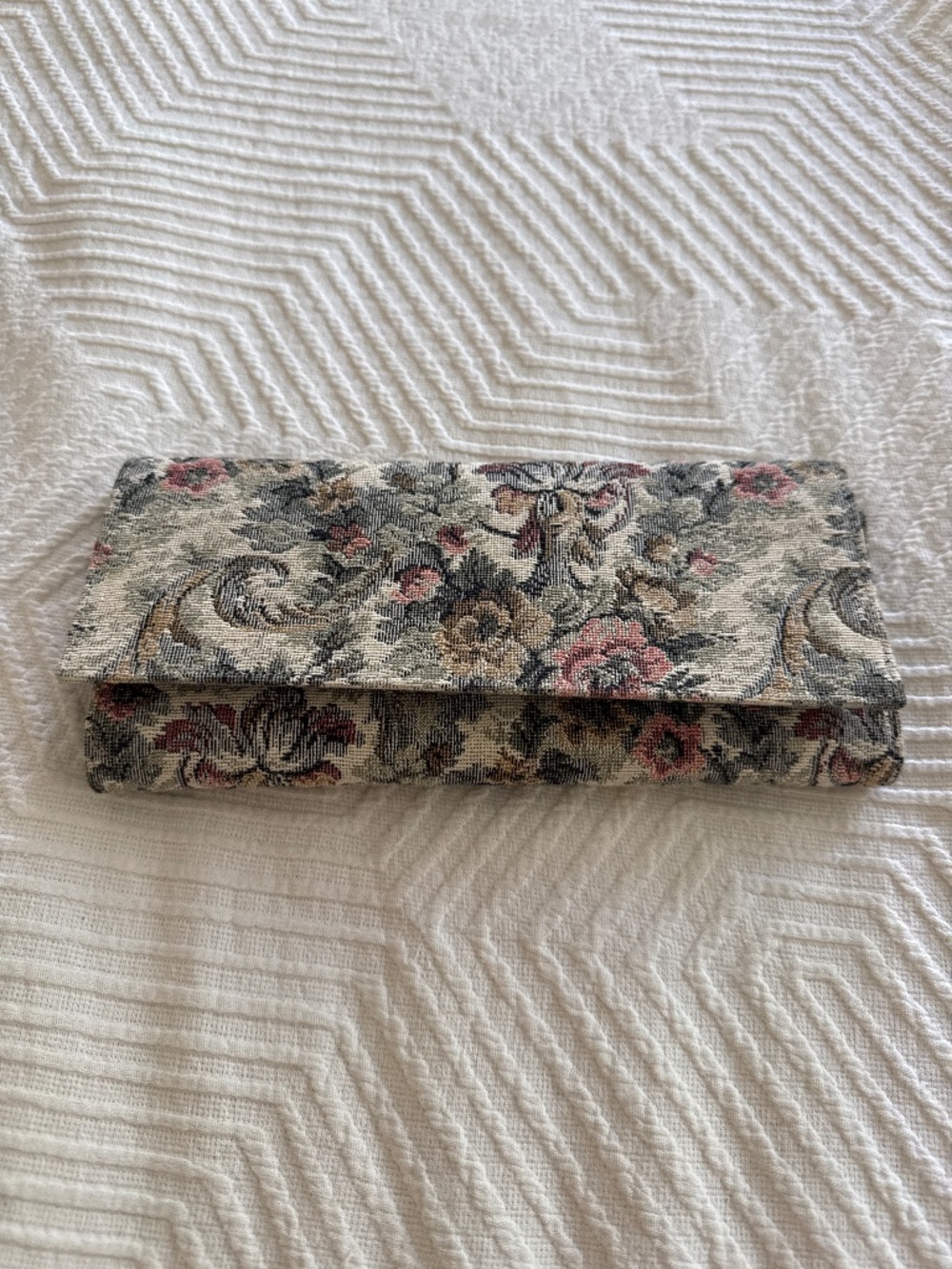 Vintage jewelry case